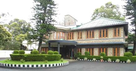 5 Hotels Near Periyar Lake Thekkady Room 1534 Night Stay at the amaana resort thekkady, set in the middle of a forest and next to a lake, so you can enjoy some amazing views. travelguru