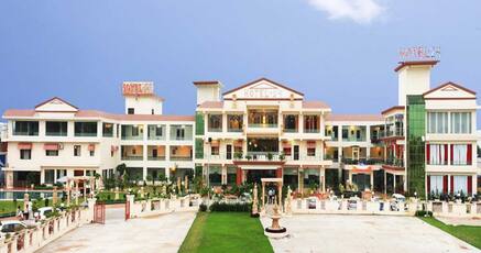 63 Hotels In Moradabad Price Start 630 Drive In 24 Hotel