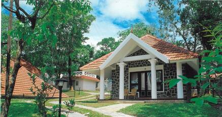 Hotels With Parking In Kumily Thekkady 1170 Night Hotel woodlands prime castle (הוטל וודלנדס פרימ קאסטל). travelguru