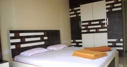 Homestays In Ville Parle Mumbai Room Night