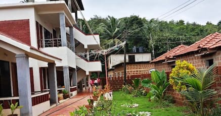 83 Hotels In Gokarna Price Start 673 Gokarna International Beach Resort