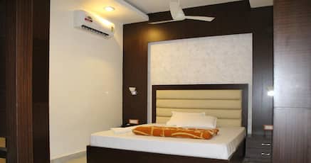 45 Hotels Near Rajbari Palace Agartala Room 900 Night