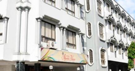 11 Hotels In Do Batti Chouraha Ratlam Room At Night -