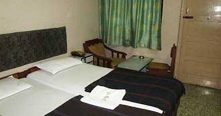Hotels With Banquet Facilities In Raichur At Night - 