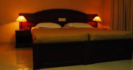 Hotels In Vadakara Calicut Room Night