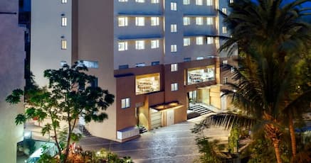 Book 3 Star Hotel Near Juhu Beach Mumbai Enjoy a day by the water at this popular beach, 3.1 mi from central mumbai. book 3 star hotel near juhu beach mumbai