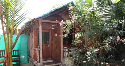 Shack Hotels Homestays Near 9 Bar Disc Goa Room Night Club 9 bar was once the epicentre of the trance scene. travelguru