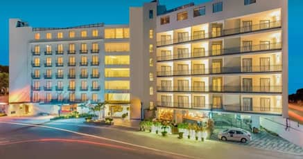 304 Hotels Near Novotel Group Of Convention Center Deccan Serai Hotel