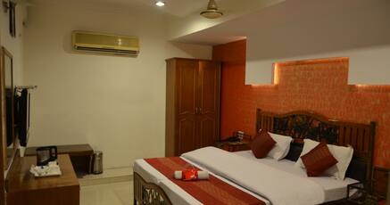 Book 3 Star Hotel In Sector 17 Chandigarh Room 3999 Night Ashish