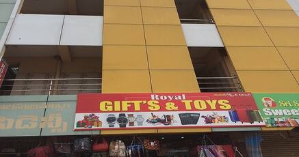 Religious Near Tirupati Airport Tirupati Night The calculated flying distance from renigunta to tirupati is equal to 6 miles which is equal to 9 km. travelguru