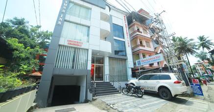 34 Hotels In North Nada Guruvayoor Room 960 Night Hare Krishna Inn