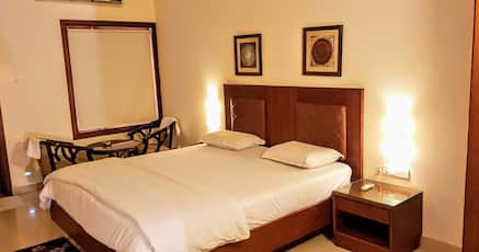 78 Hotels In Cuttack Price Start 950 Bajarakabati road, opposite to vishal mega mart, cuttack, odisha. 78 hotels in cuttack price start 950