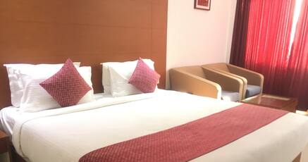 Hotels With Parking In South Nada Guruvayoor Night Devaki cine complex, south nada, guruvayoor, pin: parking in south nada guruvayoor