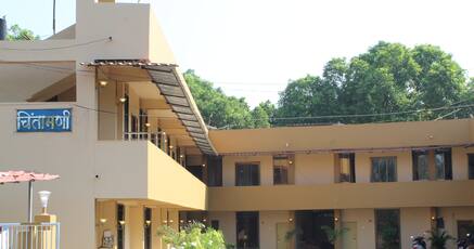 Book Star Hotel near Mtdc House Boat  Malvan