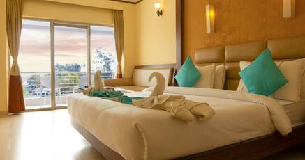 Hotels with Swimming Pool in Mandarmani @ ₹ 2999/night