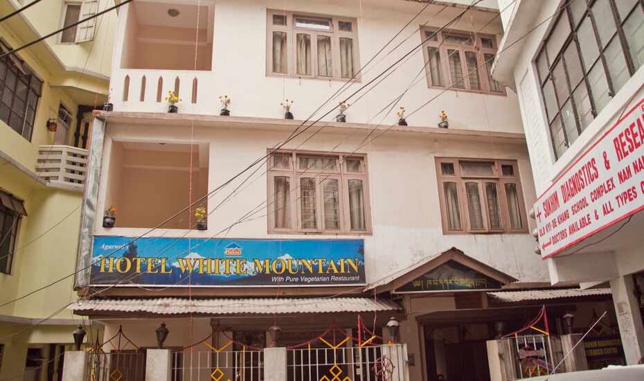 Hotel White Mountain Gangtok Flat 50 Off Book Reviews Hotel White Mountain