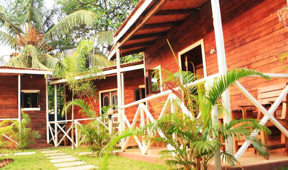 Boaty S Beach Cottage Goa Book This Hotel At The Best Price