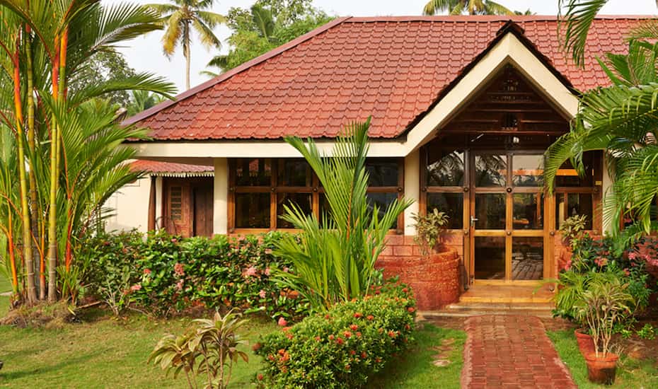 Club Mahindra Kumarakom Kumarakom Book This Hotel At The - 