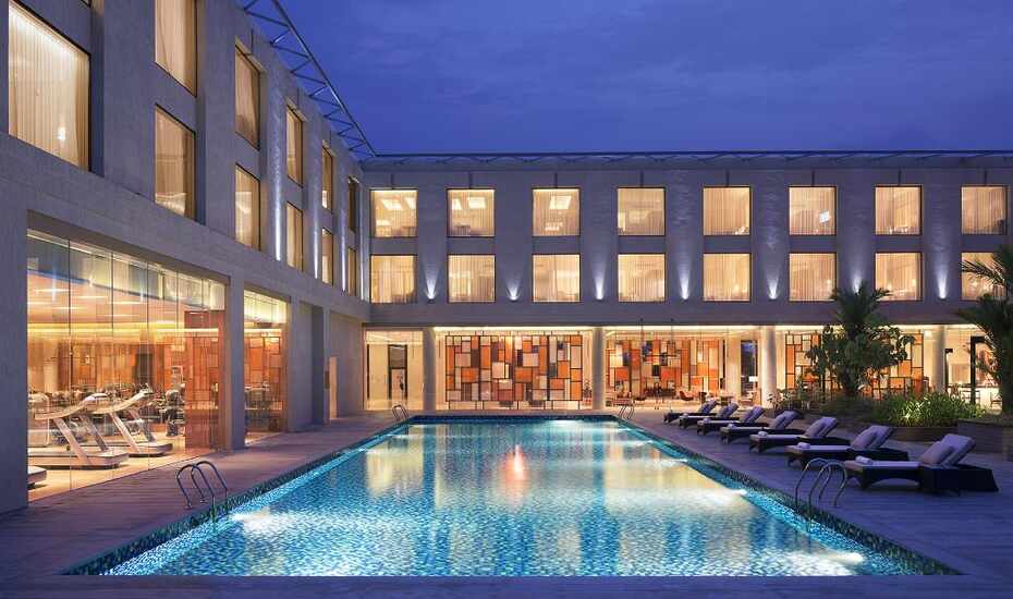 Courtyard By Marriott Kochi Airport Cochin Hotel Booking Reviews Courtyard By Marriott Kochi Airport