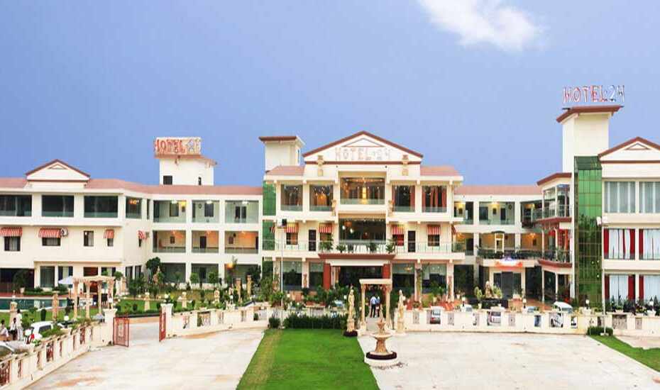 Drive In 24 Hotel Moradabad Booking Reviews Room Photos Drive In 24 Hotel