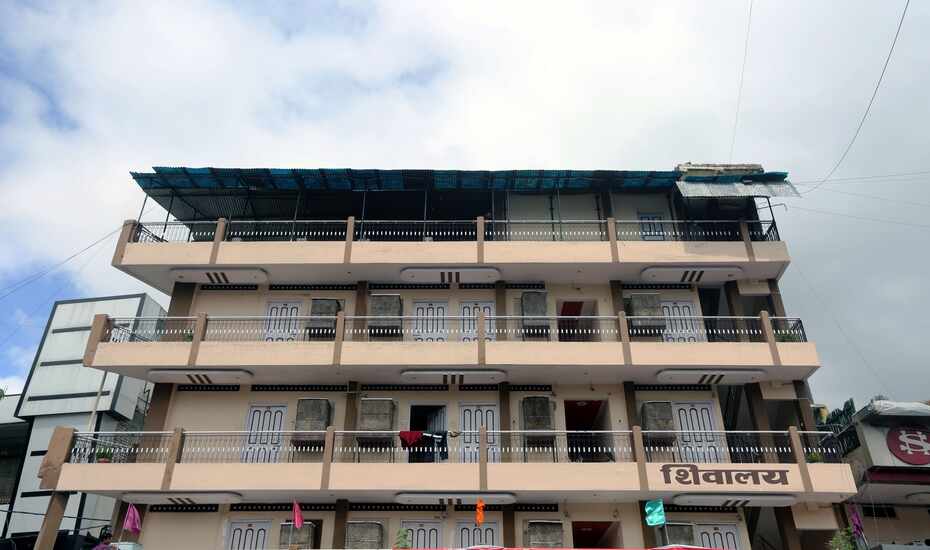 Lodge Shivalaya Jabalpur Price Reviews Photos Address The protestors tore down posters of the movie and set them ablaze. yatra com