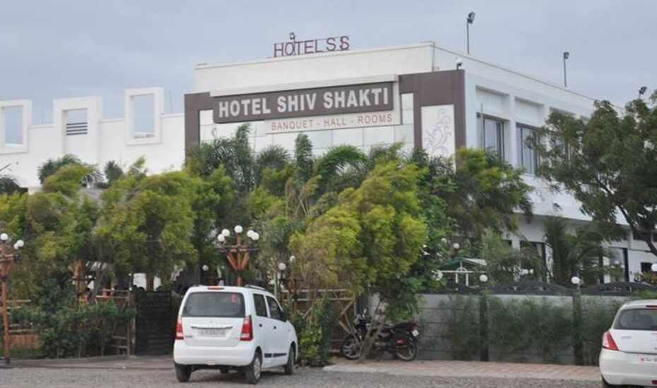 Shiv Shakti Hotel Open Garden Restaurant Rajkot Book - 
