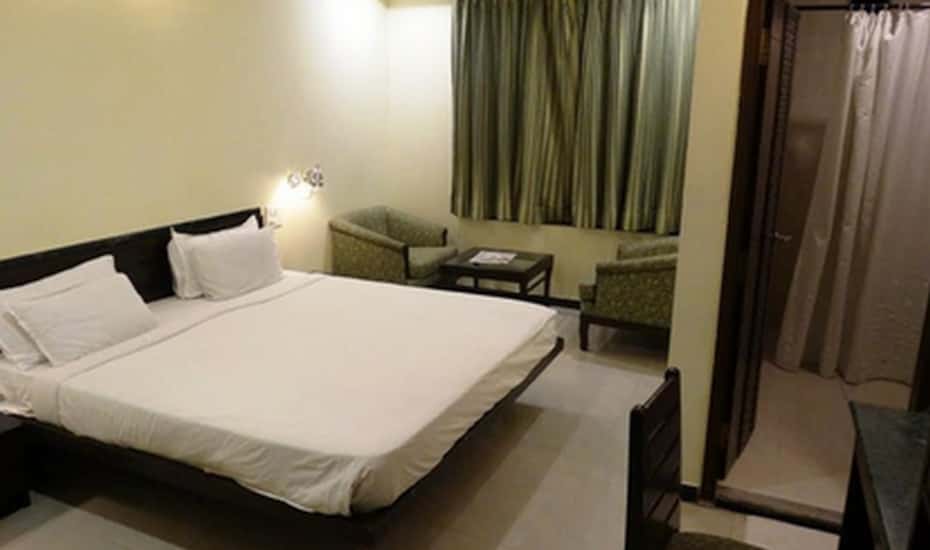 Amravathi Residency Ac Arakkonam Hotel Booking Reviews Room Amravathi Residency Ac