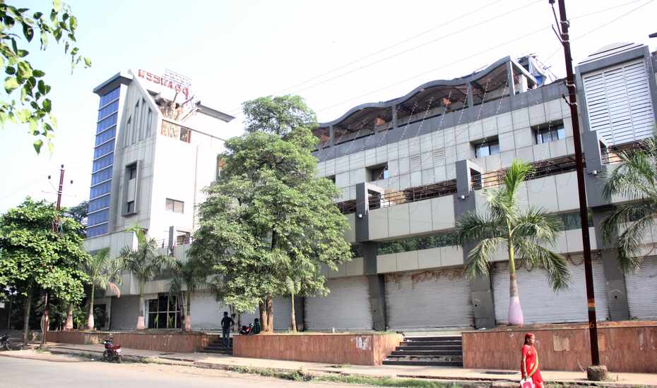 Hotel Praveen International Mumbai Price Reviews Photos Address Pakistan railway reservation contact number lahore address: hotel praveen international mumbai