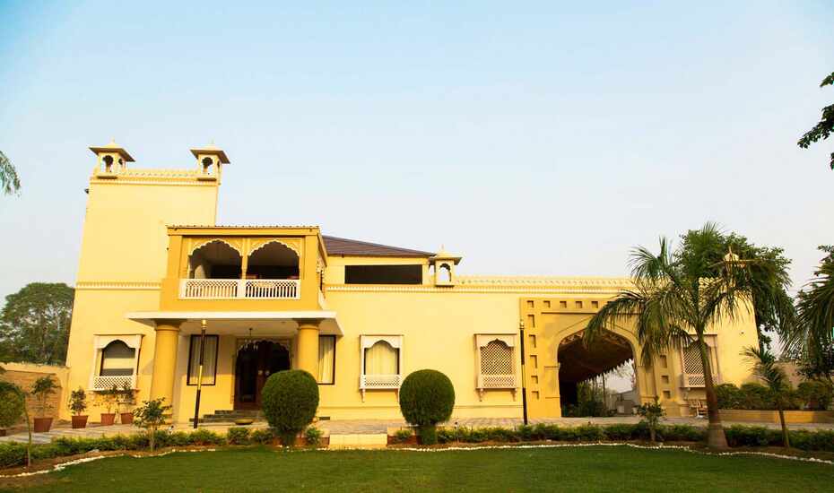Glitz Ranthambore Safari Resort Ranthambore Book This - 