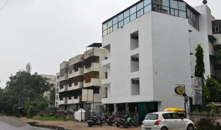 Hotel Tulsi Vadodara Book This Hotel At The Best Price - 