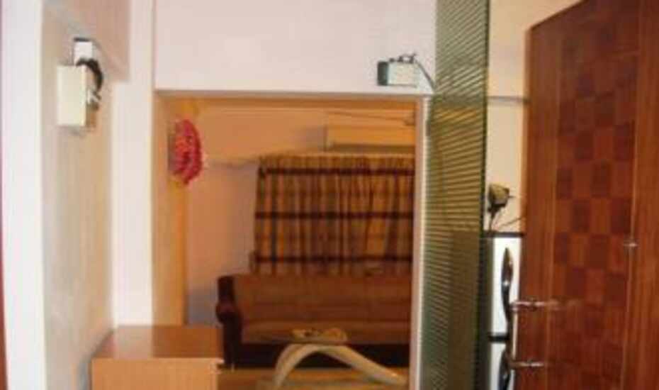 2 Bhk Serviced Apartment On Linking Road Bandra West Mumbai Price Reviews Photos Address