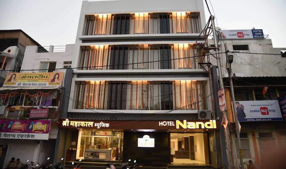 Hotel Nandi Ujjain Price Reviews Photos Address Hotel nandi ujjain ligger i ujjain, en 4 minuters promenad fran mahakaleshwar mandir och 7 minuter fran harsiddhi mandir. hotel nandi ujjain price reviews