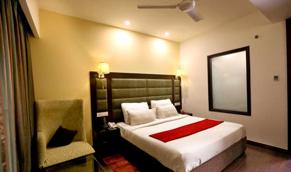 Hotel Oyster City Centre Sector 17 Chandigarh Price Reviews Photos Address Bei tripadvisor auf platz 58 von 257 hotels in chandigarh mit 3,5/5 von reisenden. hotel oyster city centre sector 17