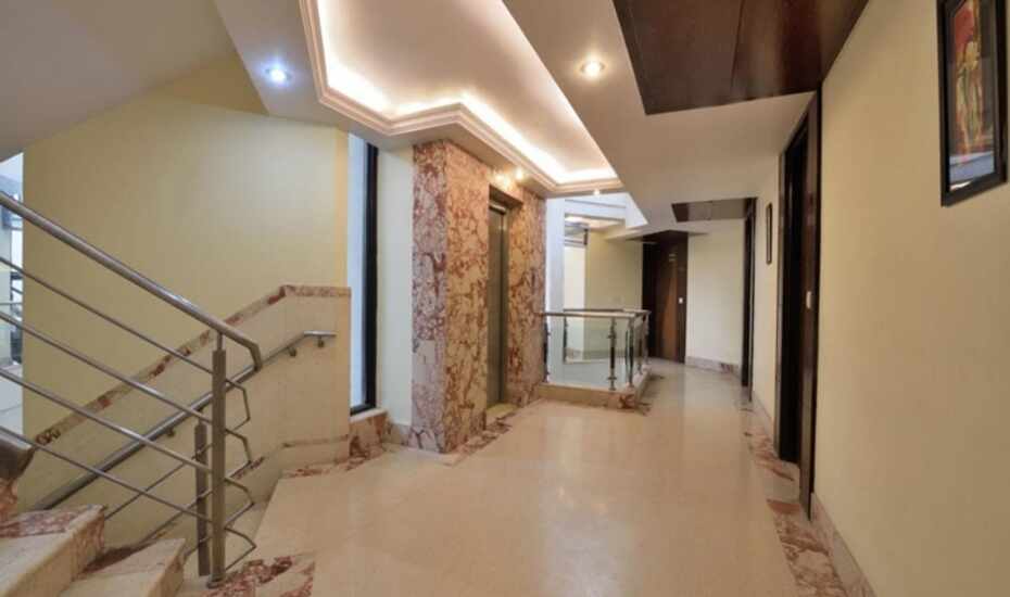 Fabhotel Marble Arch Karol Bagh New Delhi Hotel Booking Reviews Room Photos Price Offers