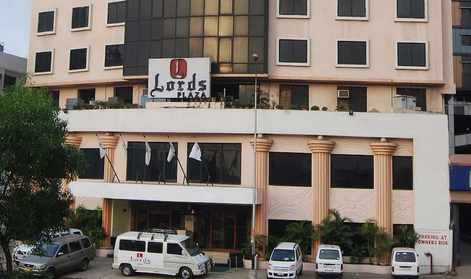 Hotels near Surat Airport in Surat, India | www.trivago.in