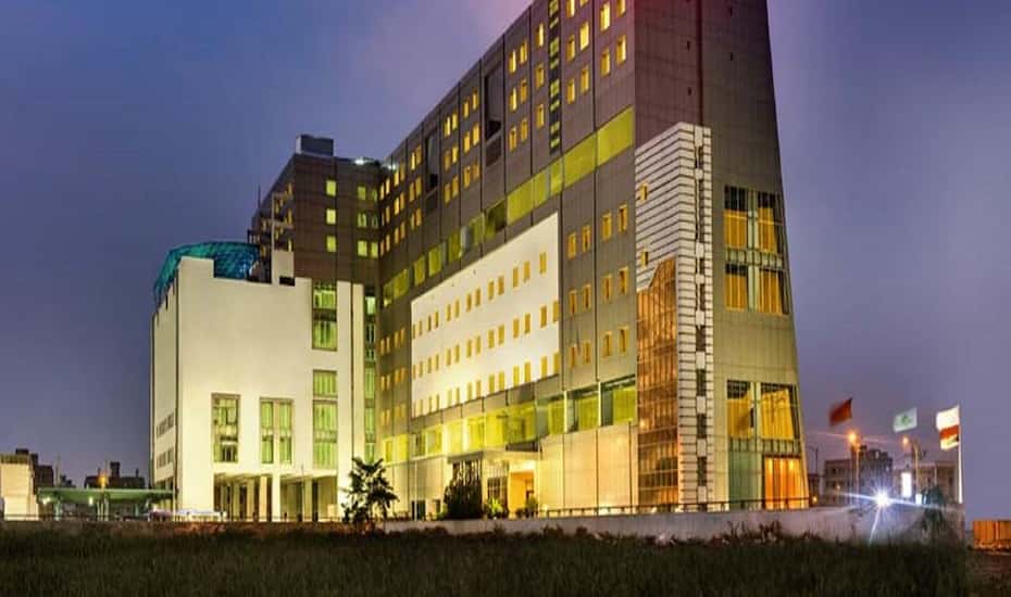 Pride Plaza, Kolkata [5 Star]