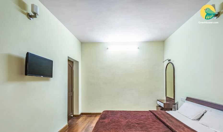 Cottage Stay Near Rose Garden Ooty Book This Hotel At The Best
