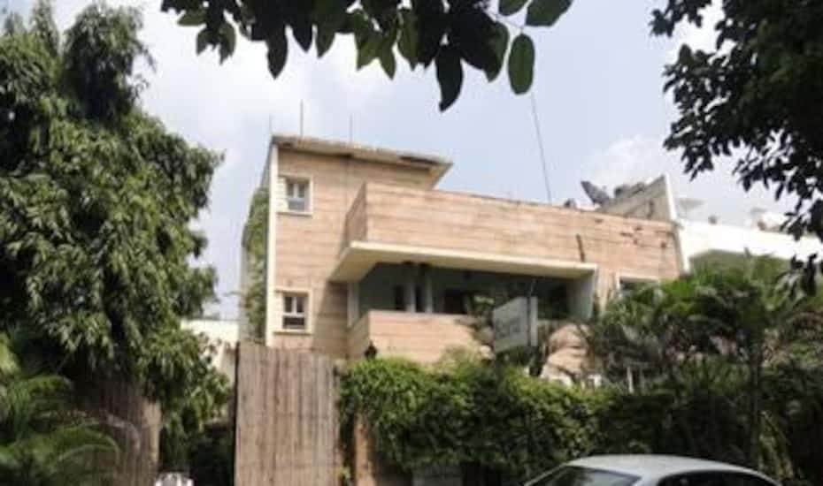 ilayathalapathy vijay house address