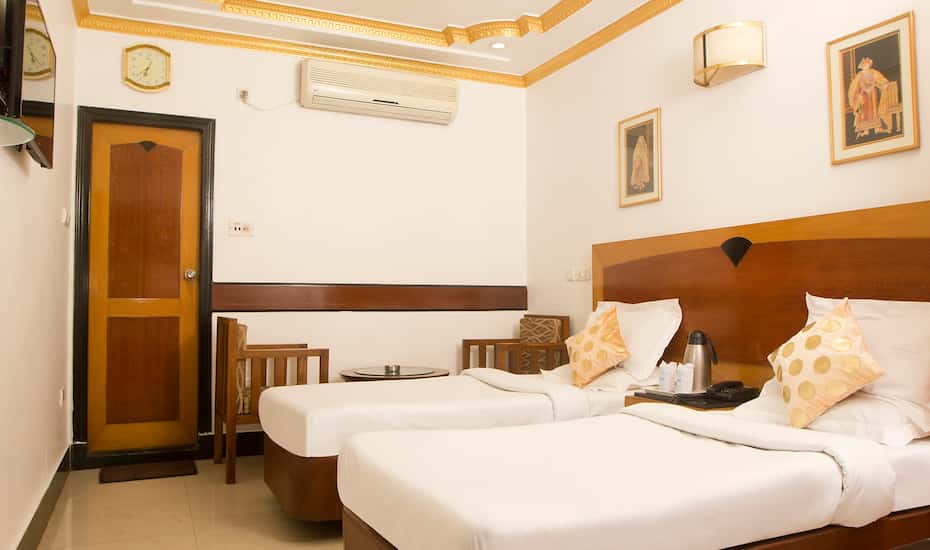 Hotel White House Kolkata Book This Hotel At The Best