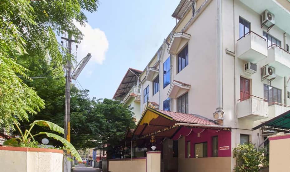 Gokulam Resorts Guruvayoor Hotel Booking Reviews Room Photos Gokulam Resorts