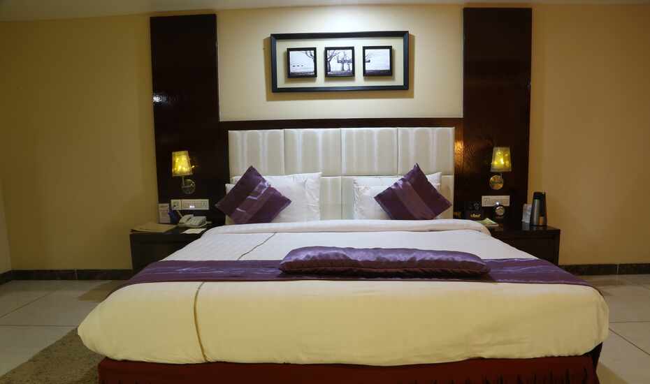 Hotel The Raso Ranchi Book This Hotel At The Best Price - 