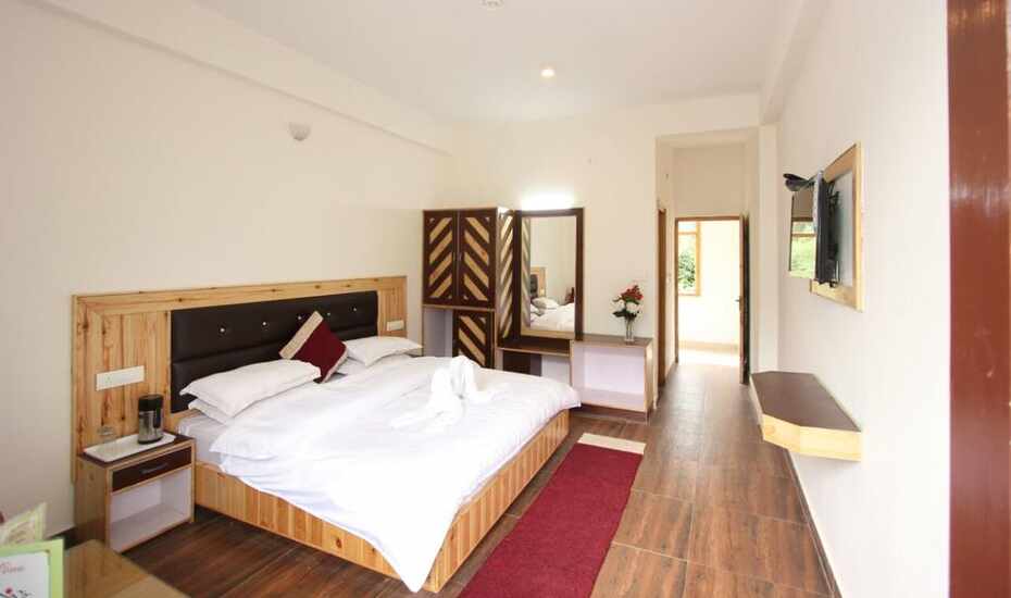 Hotel Saras Manali Price Reviews Photos Address Hotel saras manali, manali, himachal pradesh. hotel saras manali price reviews