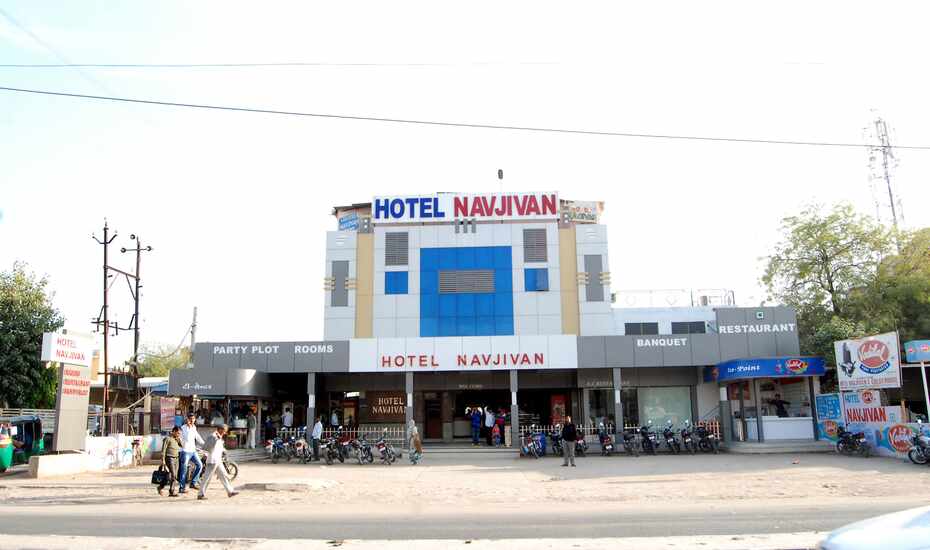 Hotel Navjivan Ahmedabad Price Reviews Photos Address Best buy provides online shopping in a number of countries and languages.