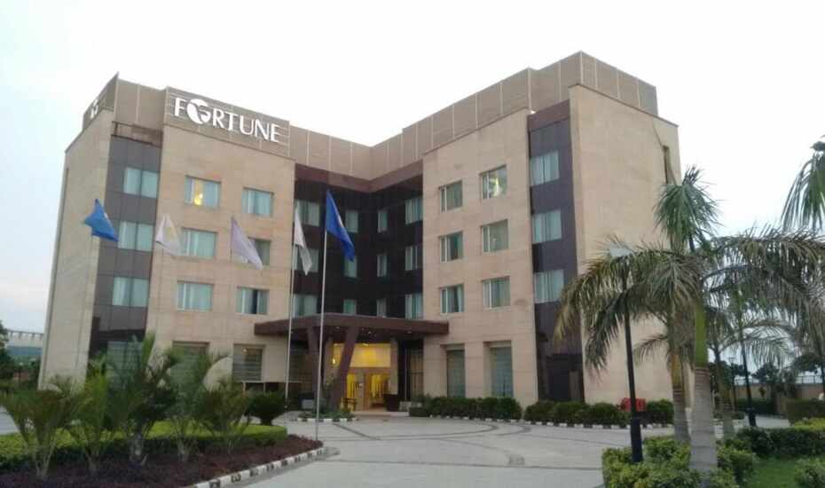 Fortune Park Orange Cwt Gurgaon Price Reviews Photos Address
