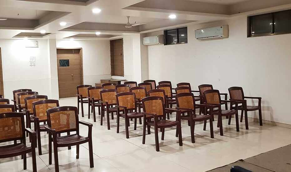Hotel Rajpurush Kolhapur Price Reviews Photos Address Guest capacity also depends on the hotel's. hotel rajpurush kolhapur price reviews