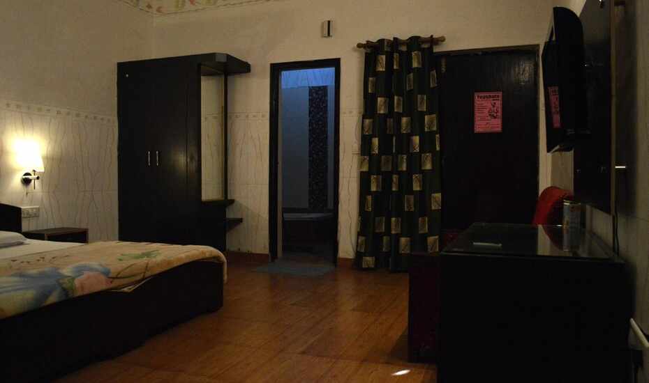 Hill Top Swiss Cottage Rishikesh Book This Hotel At The Best