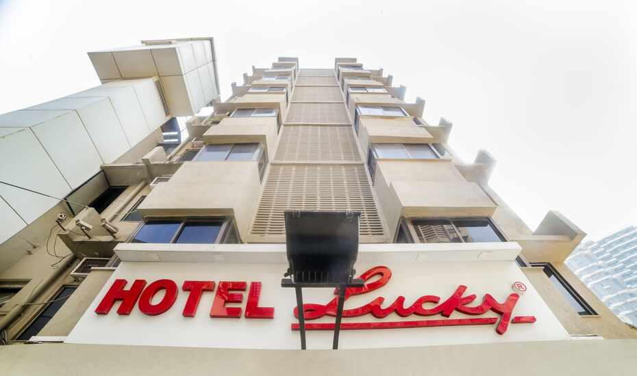 Lucky Hotel Bandra Mumbai Price Reviews Photos Address Situated in mumbai in the maharashtra region, galaxy appartment lokmanya tilak terminus railway station is 2 km from the apartment. yatra com