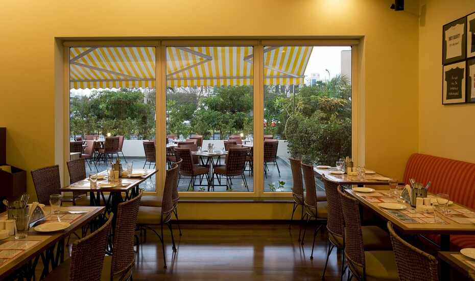 Lemon Tree Hotel Hinjawadi Pune Pune Price Reviews Photos Address Darüber hinaus haben gäste zutritt zum pool und zum frühstück inklusive, sodass das hotel bei reisenden, die hinjewadi besuchen, besonders beliebt ist. lemon tree hotel hinjawadi pune pune