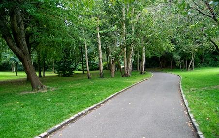 Merrion Square - One of the Top Attractions in Dublin, Ireland - Yatra.com