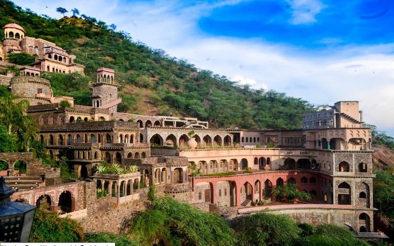 1,167 Alwar Rajasthan India Images, Stock Photos, 3D objects, & Vectors |  Shutterstock